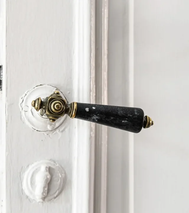 Öffnen von Türen ist eine unserer Dienstleistungen